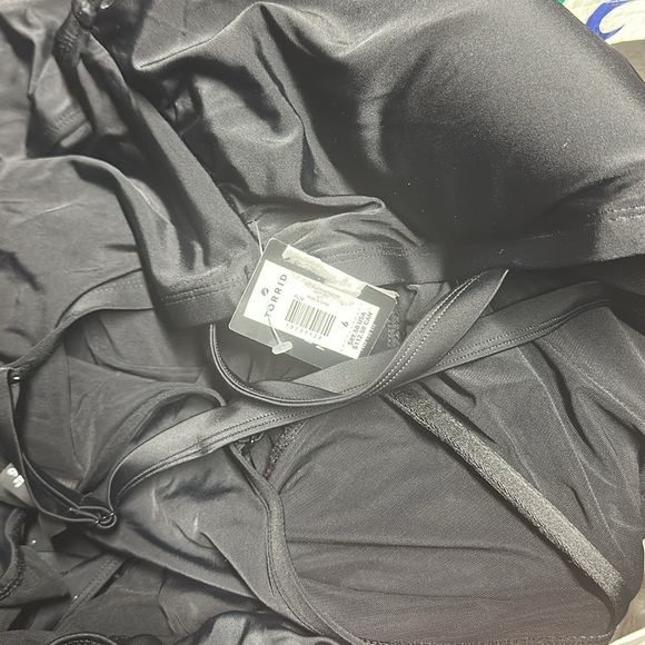 Torrid Swimsuit One Piece Lattice Wireless Slimming Black NWT New Plus Size 6X - Picture 12 of 13